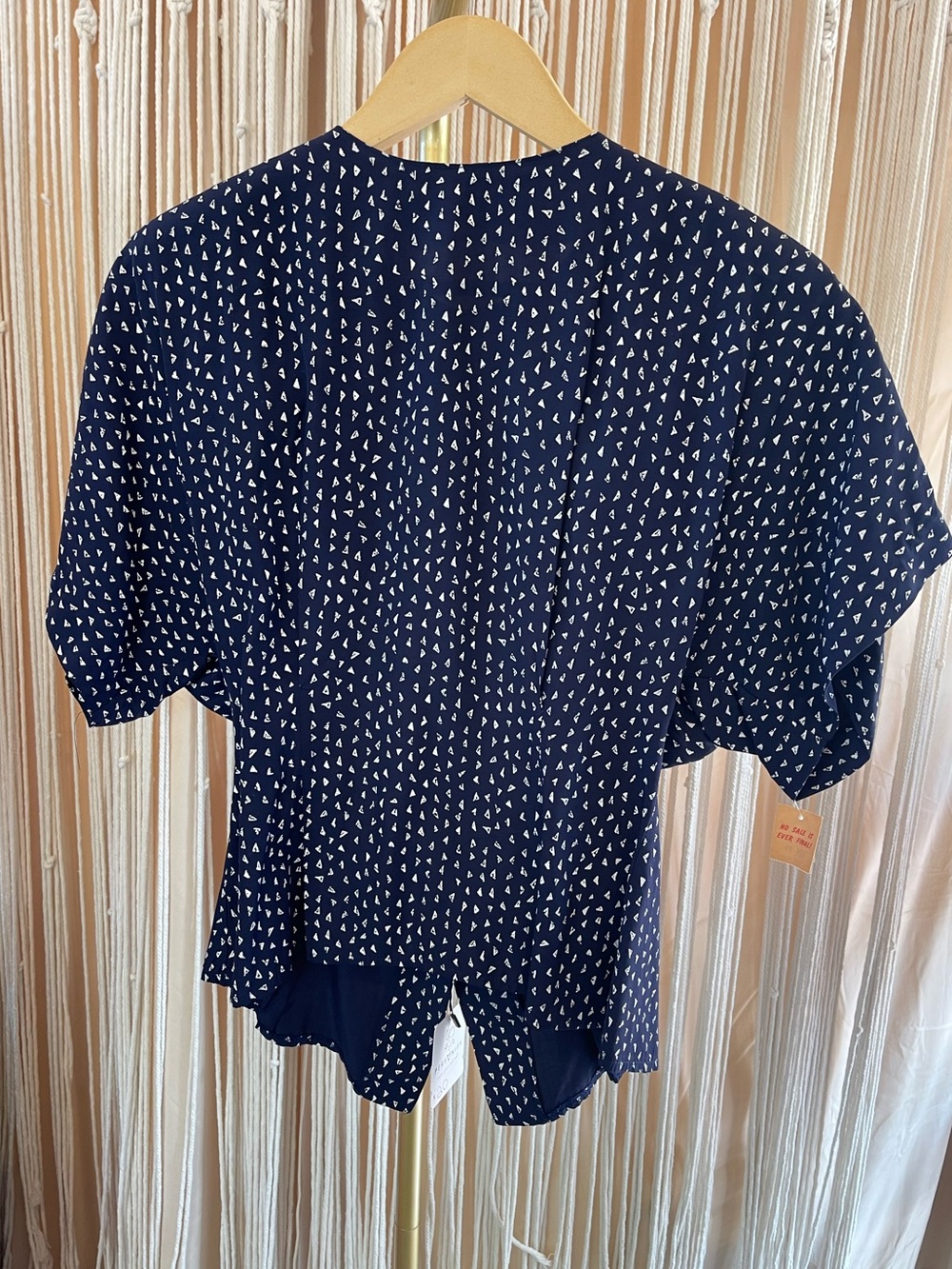 vintage navy blue & white short sleeve blouse  peplum waist dolman sleeves